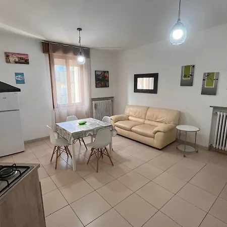 Good House- Ampio Vicino Al Mare Римини